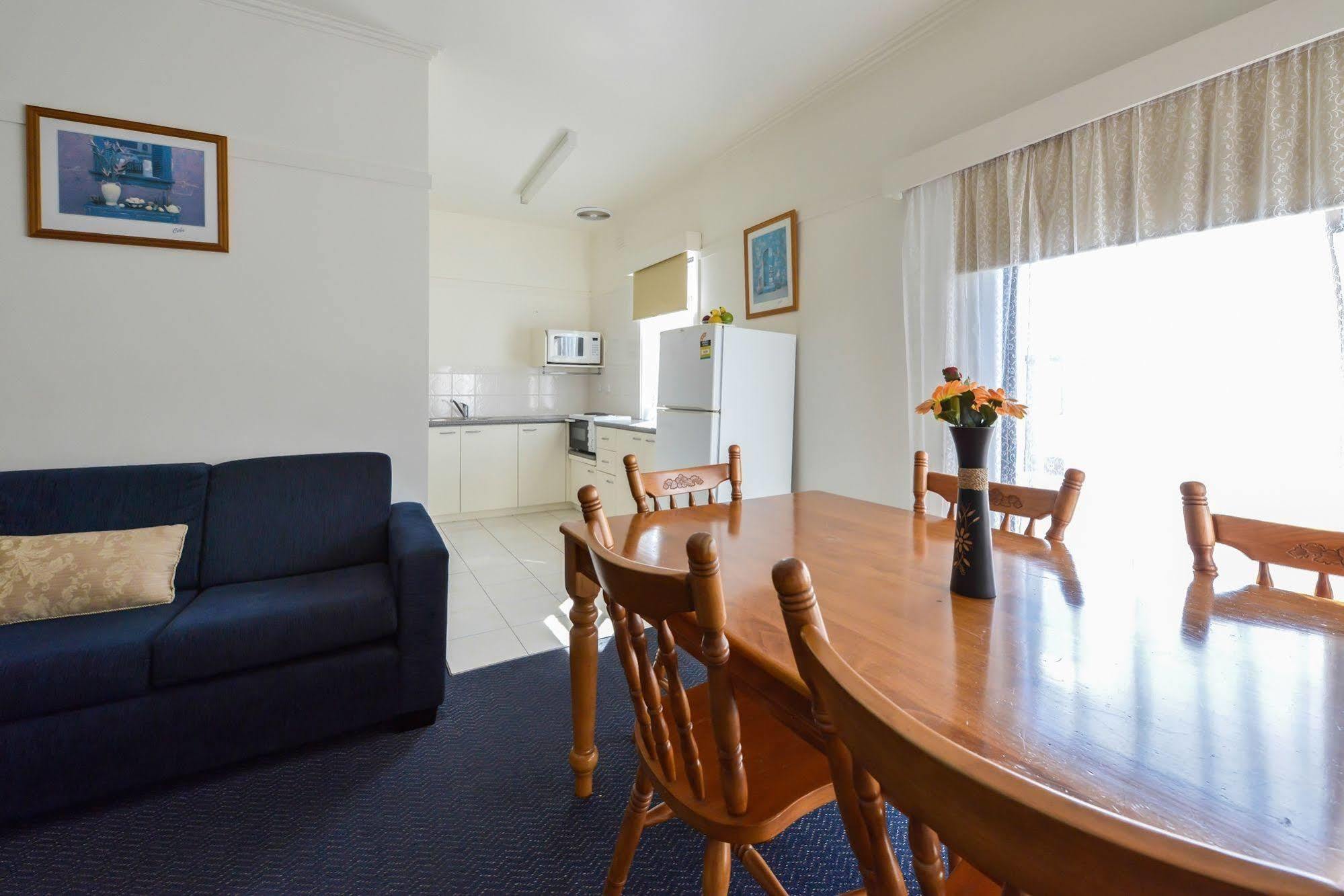 Heyfield Motel And Apartments Lakes Entrance Zewnętrze zdjęcie